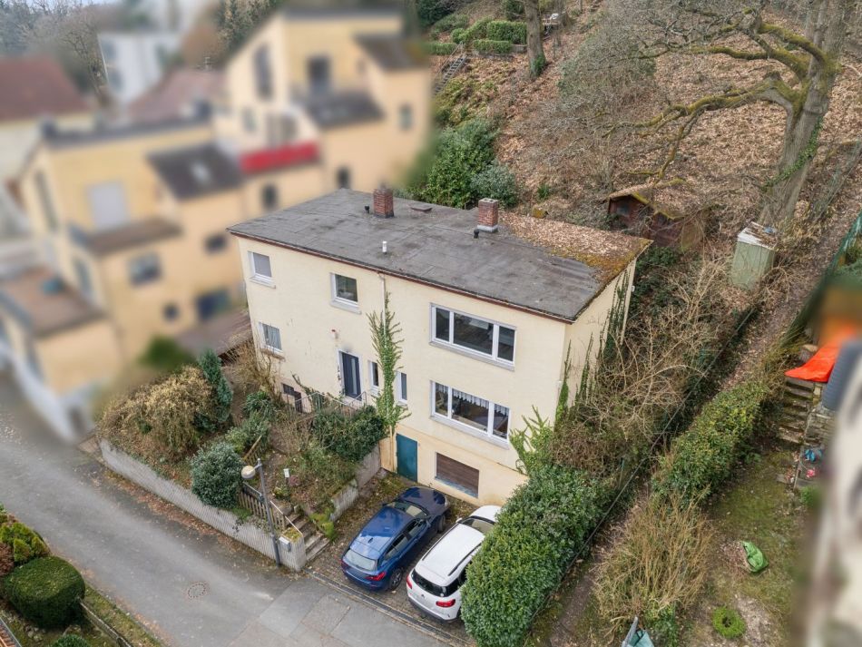 Immobilie in Kronberg - Sehr attraktives Grundstück mit Altbestand im wunderschönen Kronberg (Taunus) - Bild 0