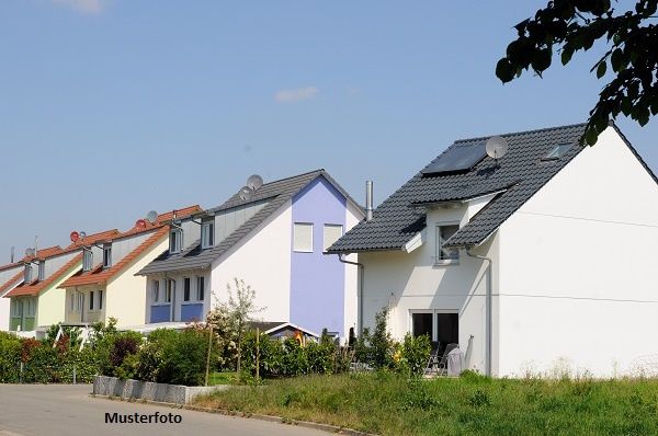 Wohnung nebst Loggia + provisionsfrei +