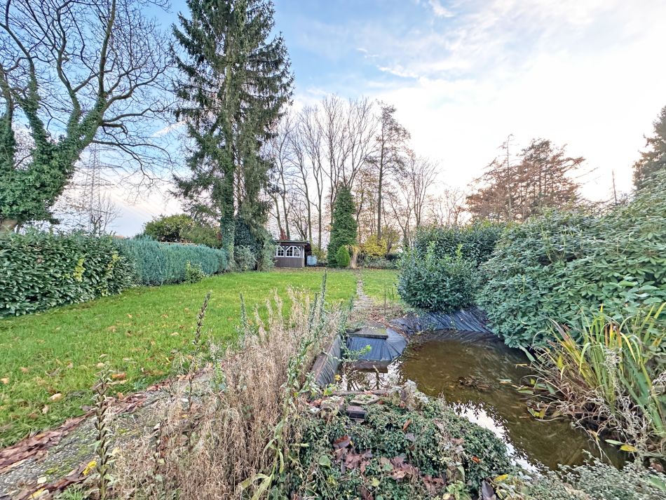 Dreifamilienhaus mit tollem Garten
in Eppendorf