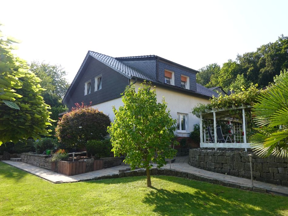 Ideal für Gartenliebhaber - 140 m² EFH/ ZFH auf einem ca. 800 m² großen Grundstück in Hagen- Emst