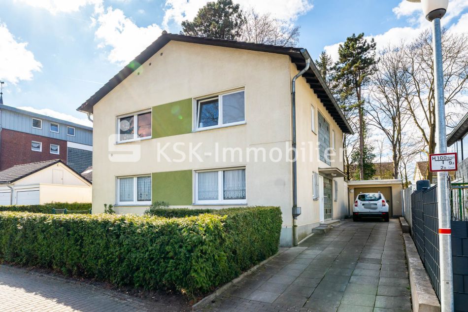 Gepflegtes Zweifamilienhaus mit klasse Grundstück in beliebter Lage Hennefs!