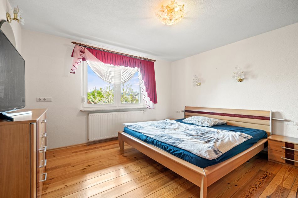 Immobilie in Biberach an der Riß - Gemütliche Wohnung mit Balkon im 1. Obergeschoss eines Reihenhauses - Bild 4