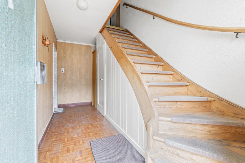 Immobilie in Biberach an der Riß - Gemütliche Wohnung mit Balkon im 1. Obergeschoss eines Reihenhauses - Bild 2